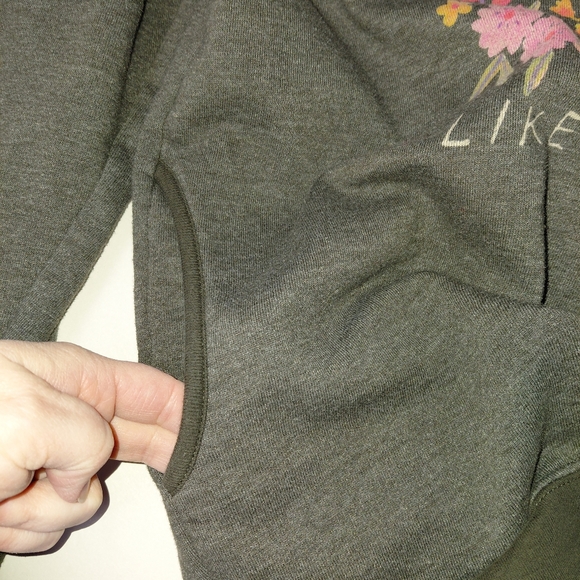 Natural Life Kindness Sweatshirt With Pockets Women's Sz Large Gray Flowers - Picture 3 of 5